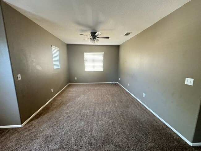 Building Photo - Beautiful Home in the Heart of Perris