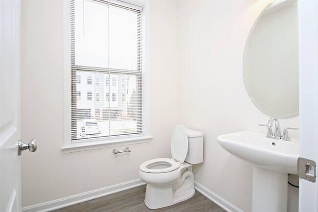 Building Photo - 2091 Kober Way