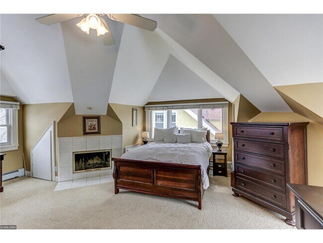 Building Photo - 4648 Lake Harriet Pkwy