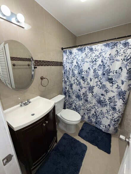 Building Photo - 11741 SW 177th Ter
