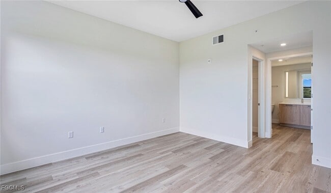 Building Photo - 22980 Vista Edera Cir