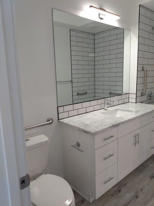 Building Photo - Beautiful 2 Bed/2 Bath Apartment in Edmond...