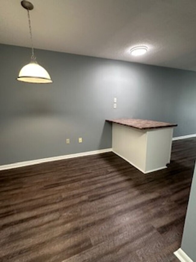Building Photo - Lakeside Townhomes, Daleville Alabama