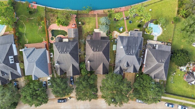 Building Photo - 6426 Portuguese Bend Dr