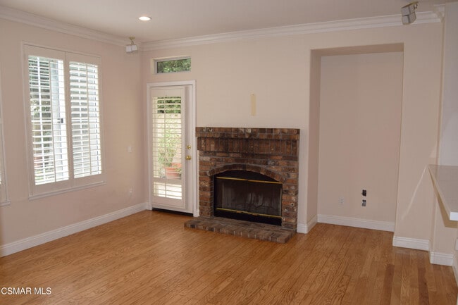 Building Photo - 2324 Solway Ct