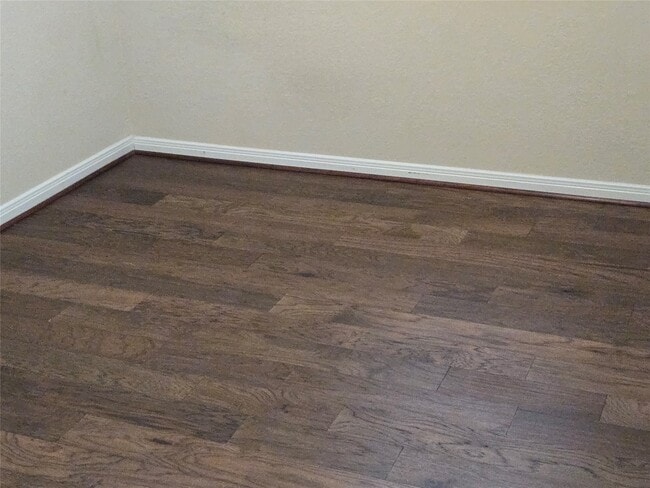 Building Photo - 23610 Ortensia St