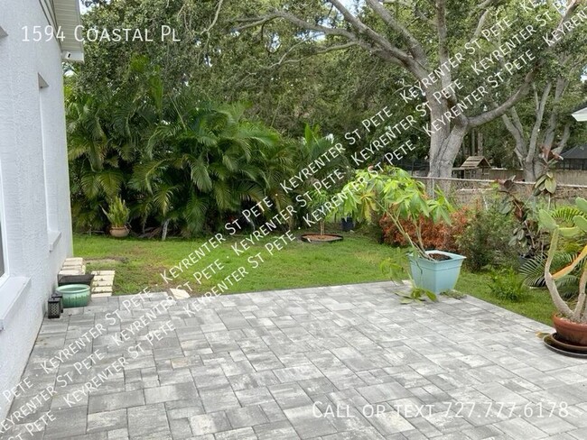 Building Photo - 1594 Coastal Pl