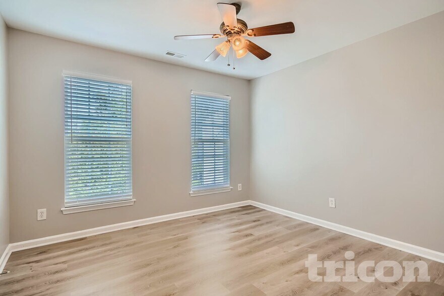 Building Photo - 12722 Golden Sun Ct