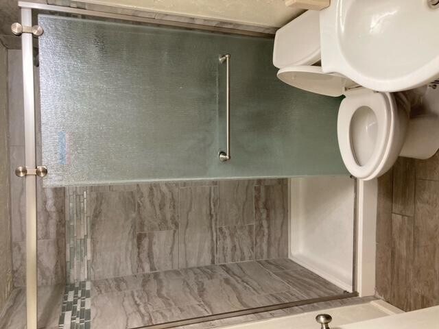 Building Photo - 2011 N Van Ness Ave