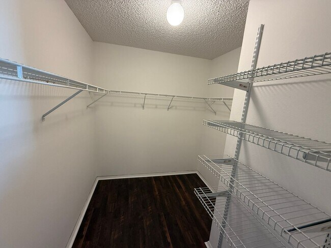 Building Photo - Delightful Turnkey Furnished, 2 bed, 2 Bath Patio Villa available for ANNUAL LEASE