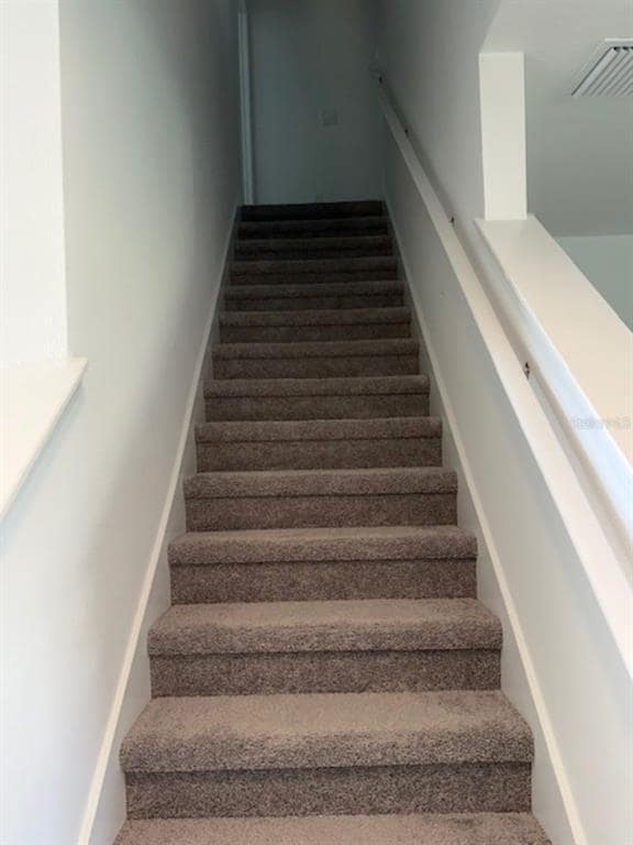 Building Photo - 3440 Ivy Holw Dr