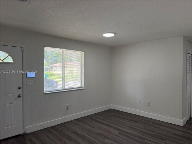 Building Photo - 580 NW 58th St