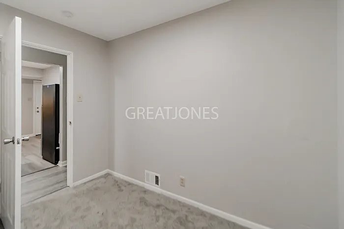 Building Photo - 155 Ben Nevis Rd