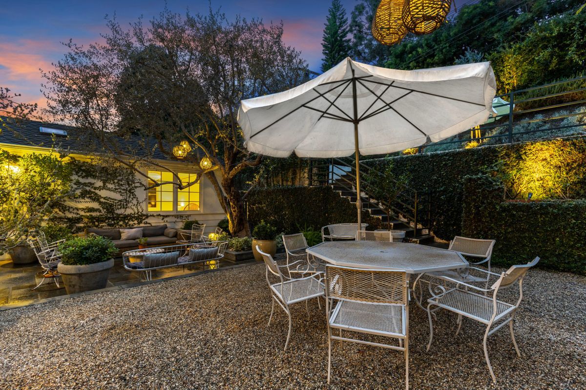 Building Photo - 163 Acari Dr