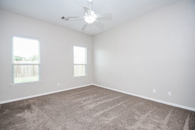 Building Photo - 19014 Walbrook Meadows Ln