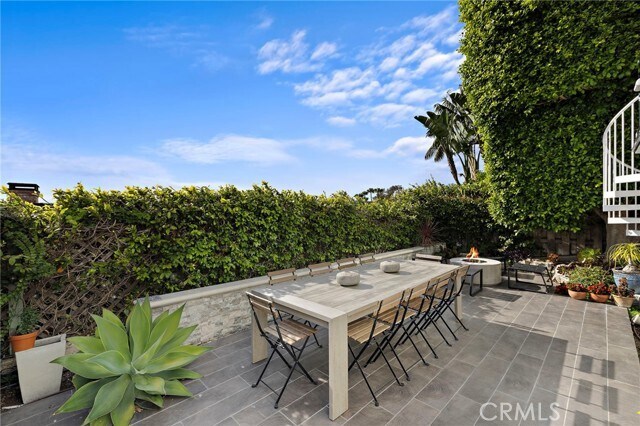 Building Photo - 2609 Victoria Dr