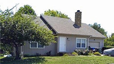 Building Photo - COMING SOON! Attractive 3 BR, 2 Bath Home! Attached Garage, Fenced Backyard, Pets Ok!