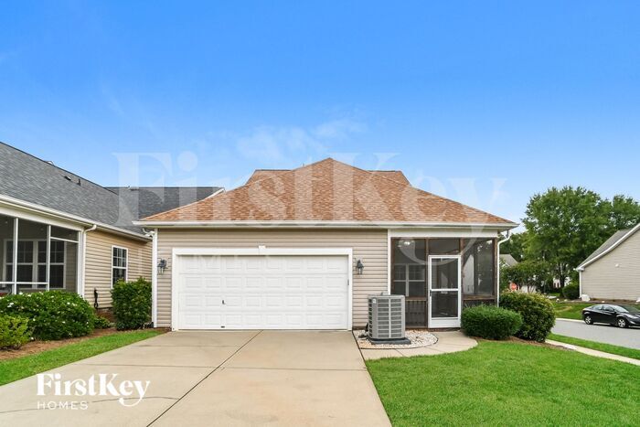 Building Photo - 5001 Fountainbrook Dr