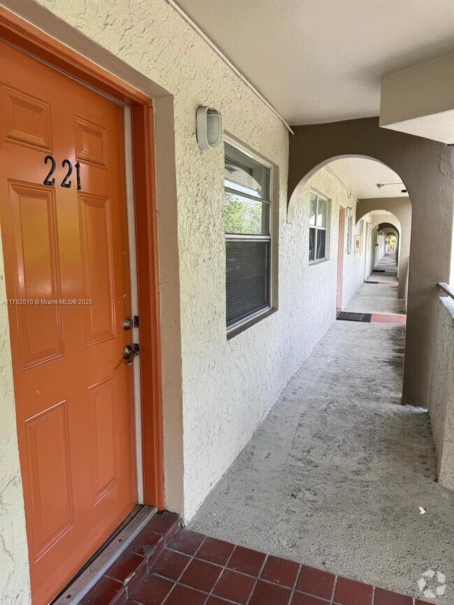 Building Photo - 20520 NW 15th Ave