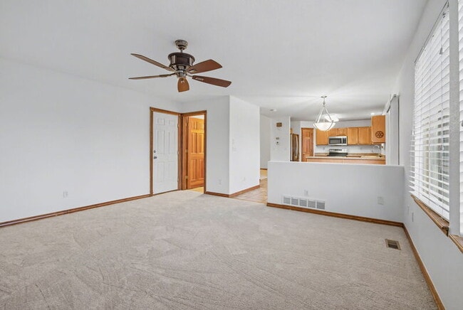 Building Photo - 4528 W 63rd Dr