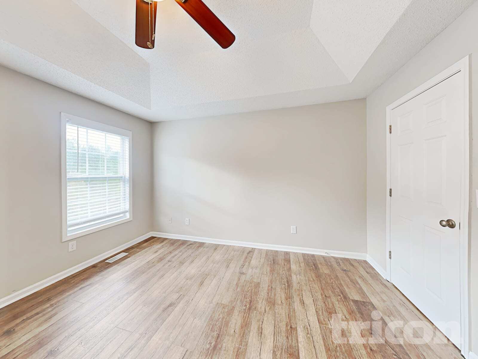 Building Photo - 115 Huntington Way