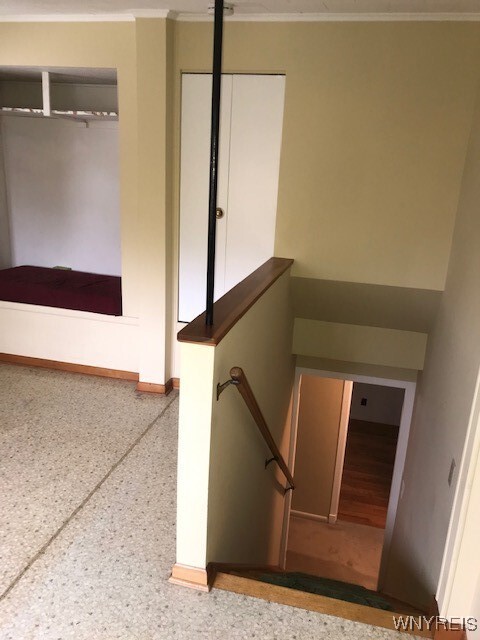 Building Photo - 17 Starcrest Dr
