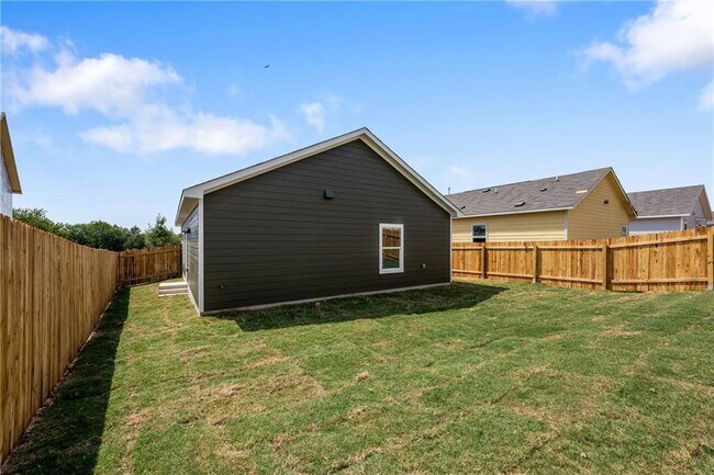Building Photo - 5920 Eden Dr