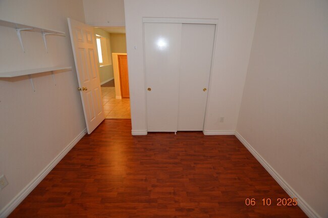 Building Photo - 5541 Sterling Valley Ct