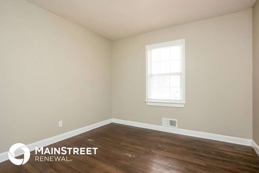 Building Photo - 1960 W Kimberly Rd SW