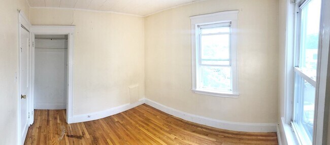 Building Photo - 265 Hyde Park Ave