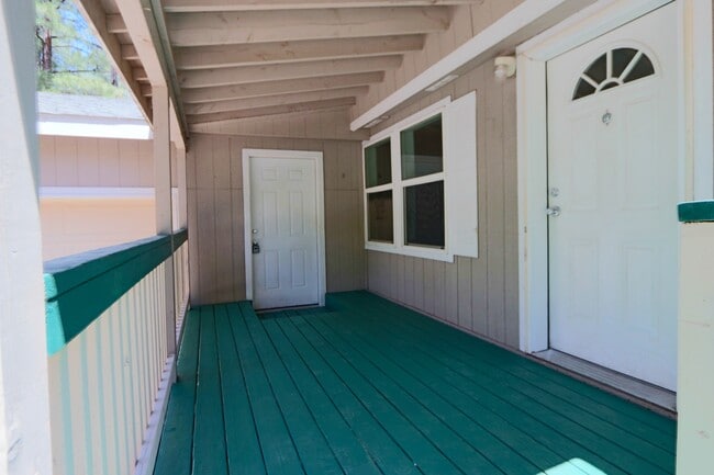 Building Photo - 2820 Toho Trail