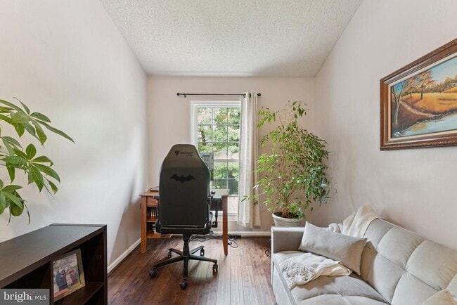 Building Photo - 7180 Westfield Ct