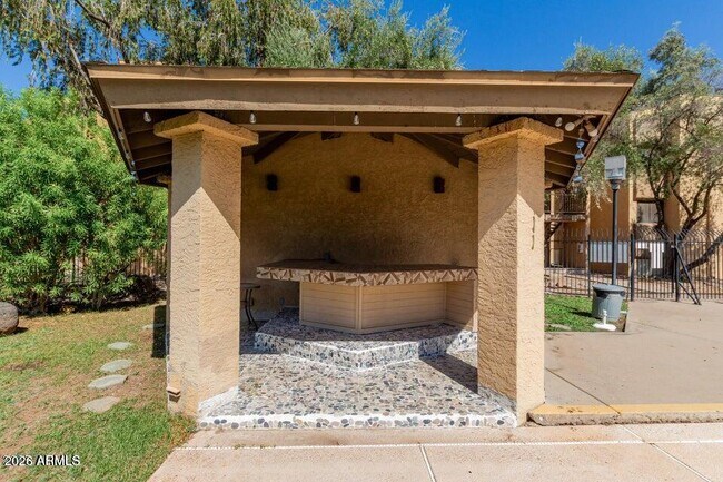 Building Photo - 18811 N 19th Ave