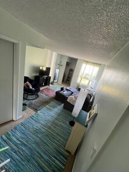 Building Photo - 4303 La Riviera Ct