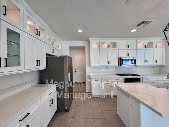 Building Photo - 34118 Willow Stone St