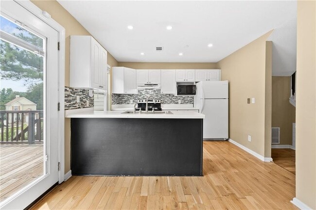 Building Photo - 2266 Oak Glenn Cir
