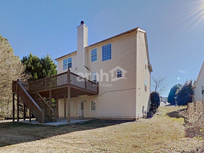 Building Photo - 320 Lazy Willow Lane