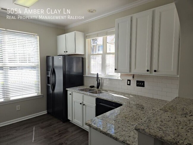 Building Photo - 5054 Amber Clay Ln