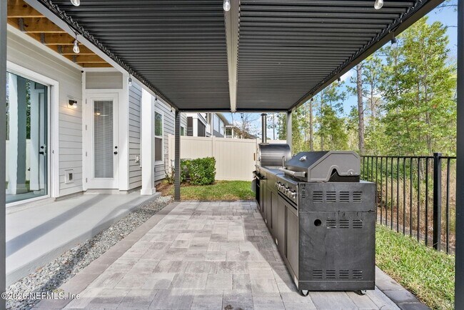 Building Photo - 9989 Element Rd