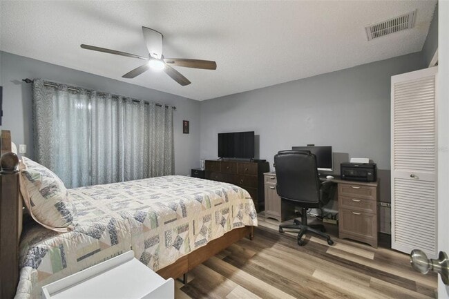 Building Photo - 8130 Braddock Cir