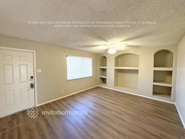 Building Photo - 4603 W Luke Ave