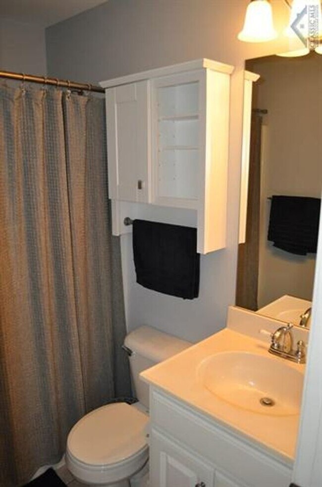 Building Photo - 259 Oconee River Cir