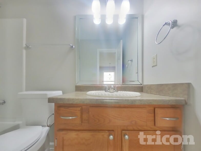 Building Photo - 2398 June Springs Dr SW