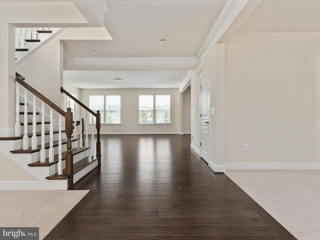 Building Photo - 6684 Muir Dr