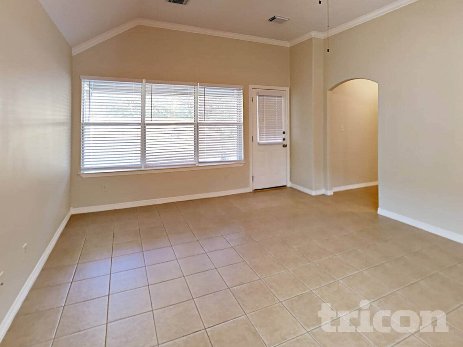 Building Photo - 1414 Ashway St