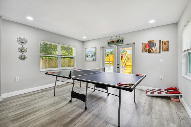 Building Photo - 2221 Calexico Way S