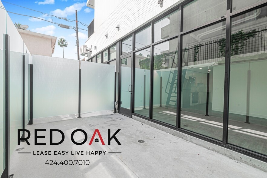 Building Photo - 1860 N Western Ave