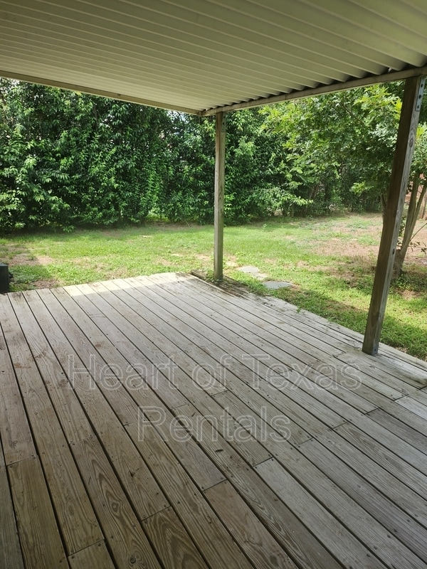Building Photo - 465 Cranbrook Dr