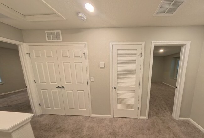 Building Photo - 148 Great Star Ct