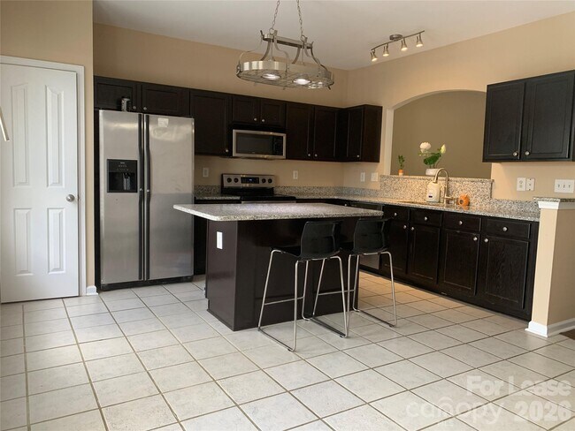 Building Photo - 13450 Delstone Dr